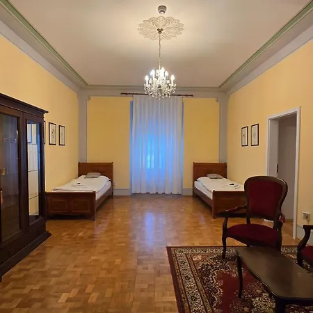 Apartman Kastiel Tótmegyer